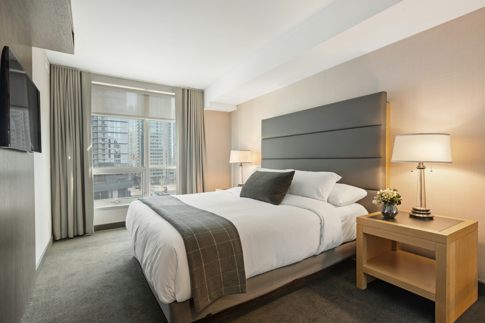 Owner suite with natural light